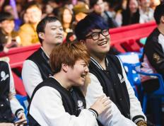 JN体育-包含Rookie迎来十二赛季高光表现，加拿大队球迷沸腾！的词条